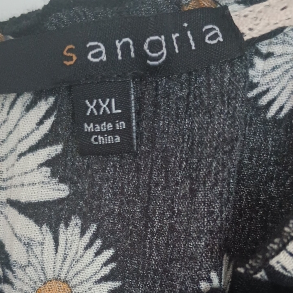Signature by Sangria Black Daisy Print Maxi Dress - Picture 2 of 9